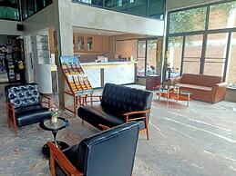 Mapeak Hotel