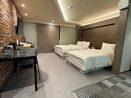 May Hotel
