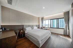 Crystal Hotel