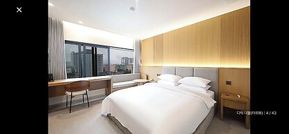 Crystal Hotel