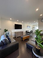 Unwind Esplanade Beach Escape no 10