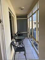 Unwind Esplanade Beach Escape no 10