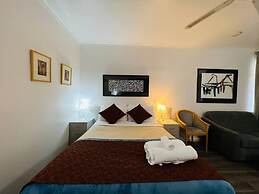 Unwind Glenelg Studio Apartment no 31