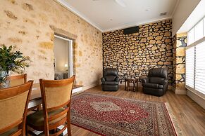 Unwind Mannum Riverside Retreat