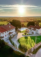 San Tomasini Heritage Hotel