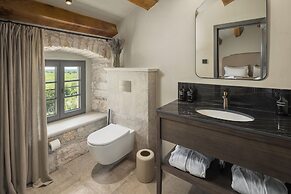 San Tomasini Heritage Hotel