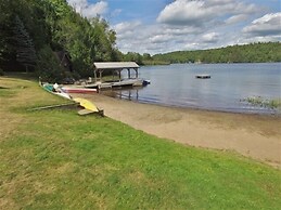455 Faraday Lake 3 Bedroom Cottage