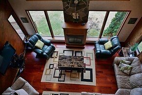 455 Faraday Lake 3 Bedroom Cottage