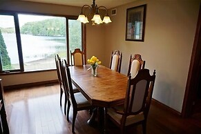 455 Faraday Lake 3 Bedroom Cottage