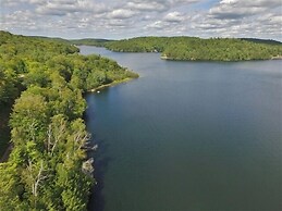455 Faraday Lake 3 Bedroom Cottage