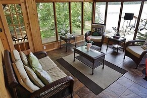 455 Faraday Lake 3 Bedroom Cottage