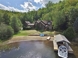 455 Faraday Lake 3 Bedroom Cottage