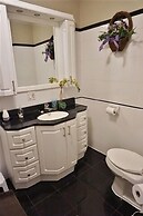 455 Faraday Lake 3 Bedroom Cottage