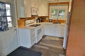 156 Eels Lake 2 Bedroom Cottage