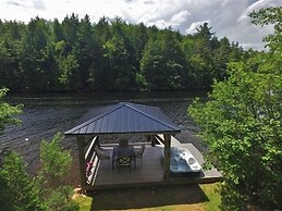 156 Eels Lake 2 Bedroom Cottage