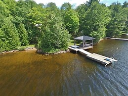 156 Eels Lake 2 Bedroom Cottage