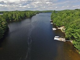 156 Eels Lake 2 Bedroom Cottage