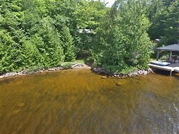 156 Eels Lake 2 Bedroom Cottage