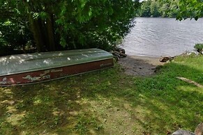 156 Eels Lake 2 Bedroom Cottage