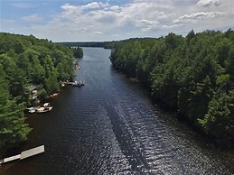 156 Eels Lake 2 Bedroom Cottage