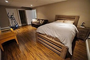 487 Bay Lake 4 Bedroom Cottage
