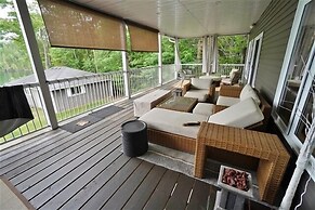487 Bay Lake 4 Bedroom Cottage