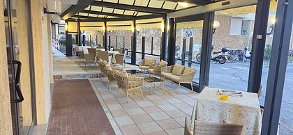 Hotel La Mediterranea