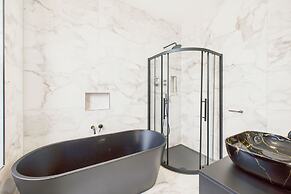 Host Stay Bellevue Luxe