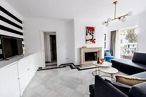 Massive 2-apartment Combo Unbeatable Acropolis Views Sleeps 9