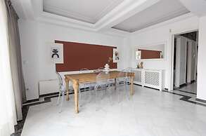 Massive 2-apartment Combo Unbeatable Acropolis Views Sleeps 9