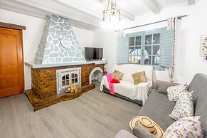 Villa Las Palomas by At Home Costa del Sol