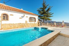 Villa Las Palomas by At Home Costa del Sol