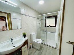 Casa Rural Comares con Piscina Privada by At Home