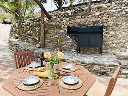 Casa Rural Comares con Piscina Privada by At Home