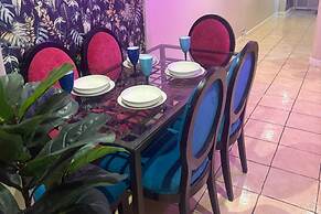 1 Bed Flat - Sleeps 5 - Pet Friendly - Parking