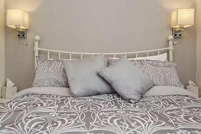 4 Guests - Pet Friendly - Cottage Retreat