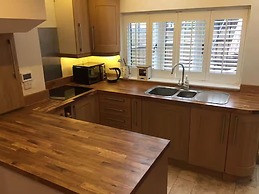 4 Guests - Pet Friendly - Cottage Retreat