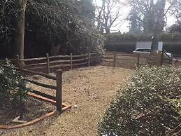 4 Guests - Pet Friendly - Cottage Retreat