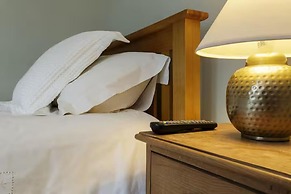 4 Guests - Pet Friendly - Cottage Retreat