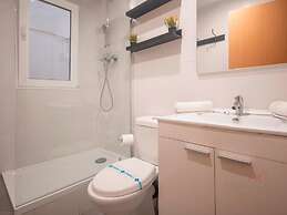 Th08 Apartamento Moderno con Patio Privado