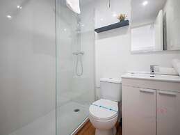 Th08 Apartamento Moderno con Patio Privado