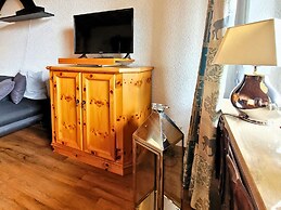 Apartment With Covered Balcony