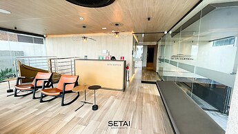 Edition - by Setai Apartaments