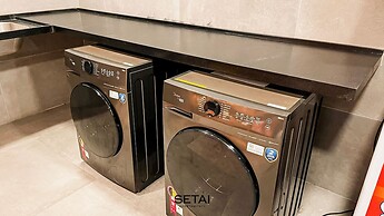 Edition - by Setai Apartaments