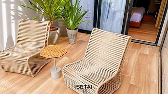 Edition - by Setai Apartaments