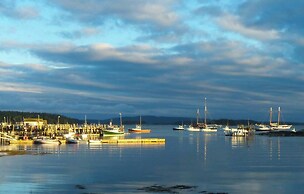 Inn on the Harbor