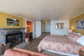 Inn on the Harbor