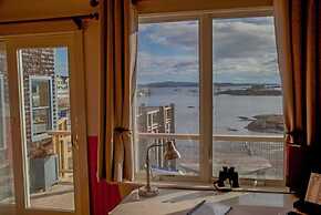 Inn on the Harbor
