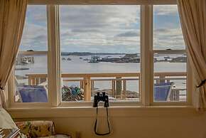 Inn on the Harbor