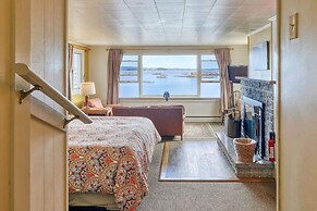 Inn on the Harbor